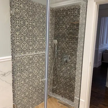 Apartament Royal *